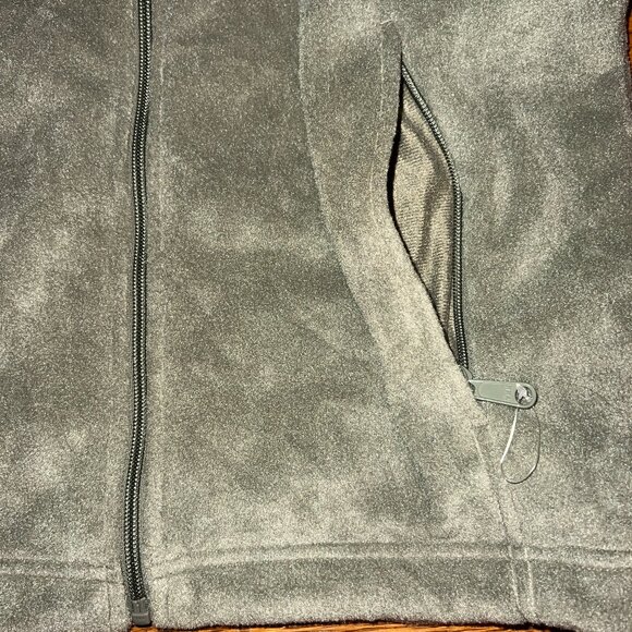 Columbia Fleece Jacket Size L | New (No Tags) - Picture 3 of 7